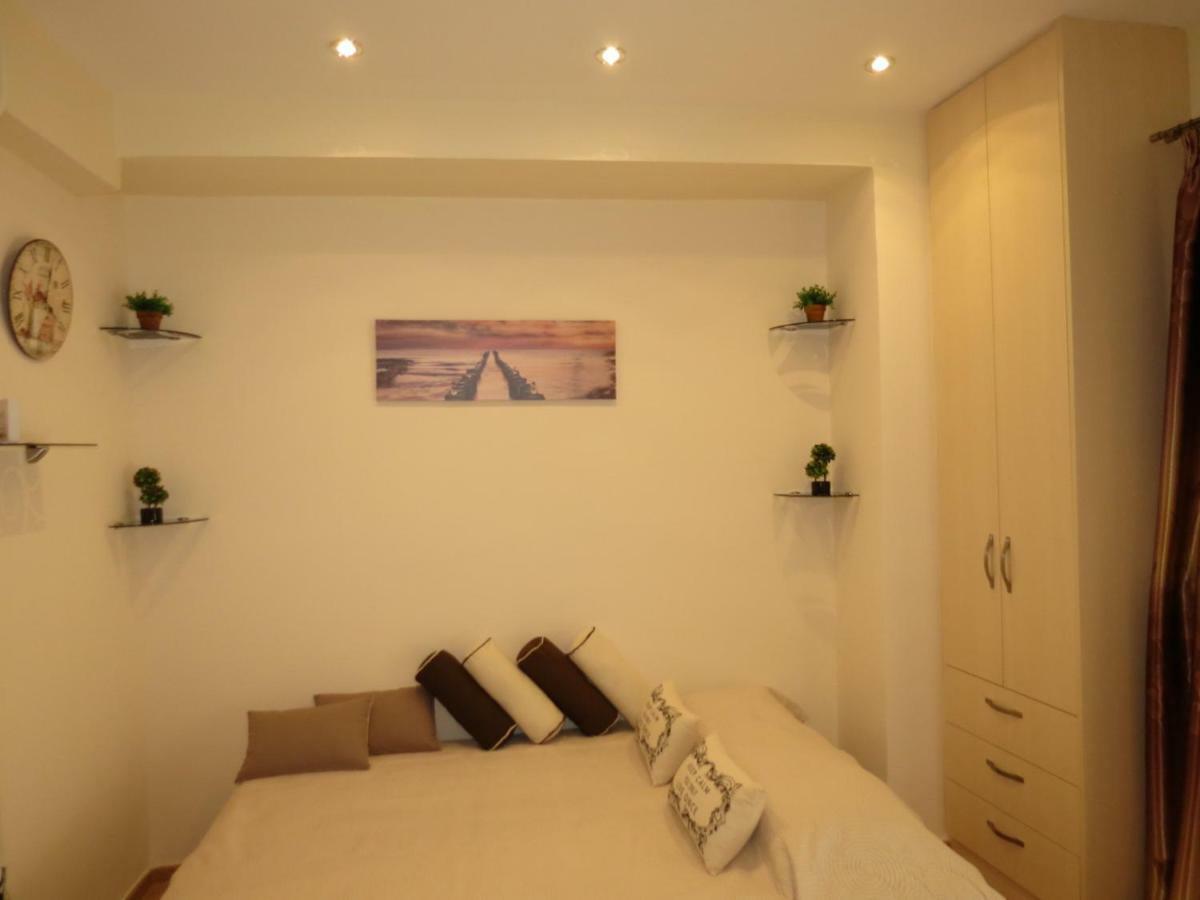 Nice Studio Next To The Sea Афины Экстерьер фото